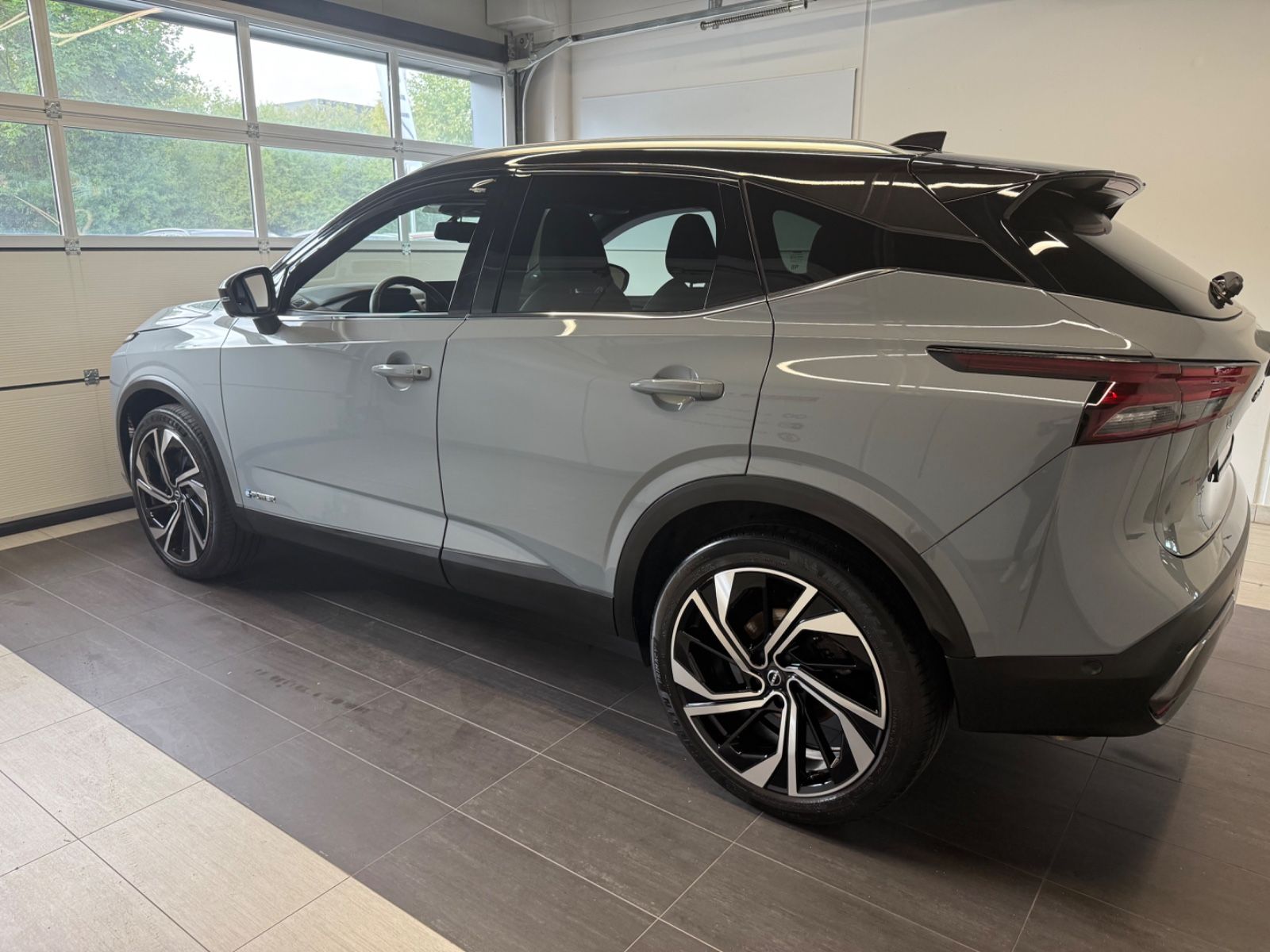 Fahrzeugabbildung Nissan Qashqai Tekna+ e-Power, 360° Kamera, Navi, WP,