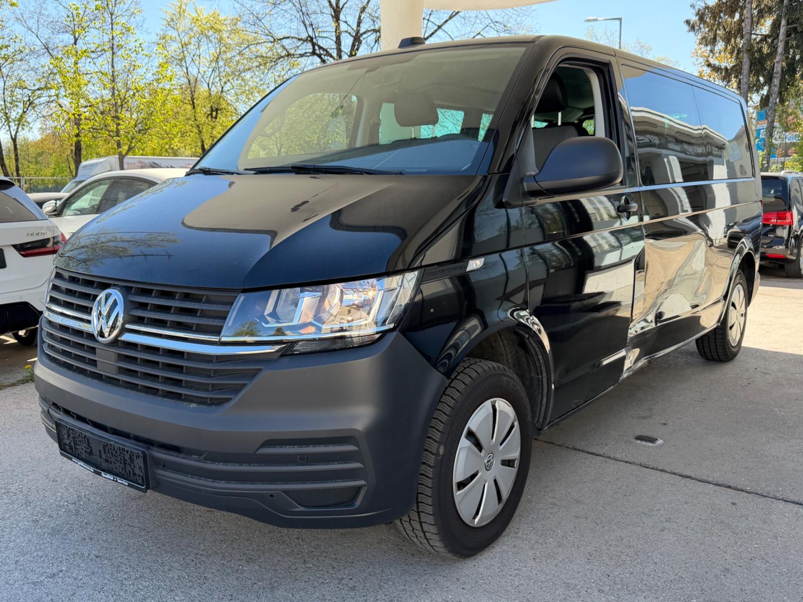 Volkswagen T6.1 Transporter Kombi lang *9-SITZER*