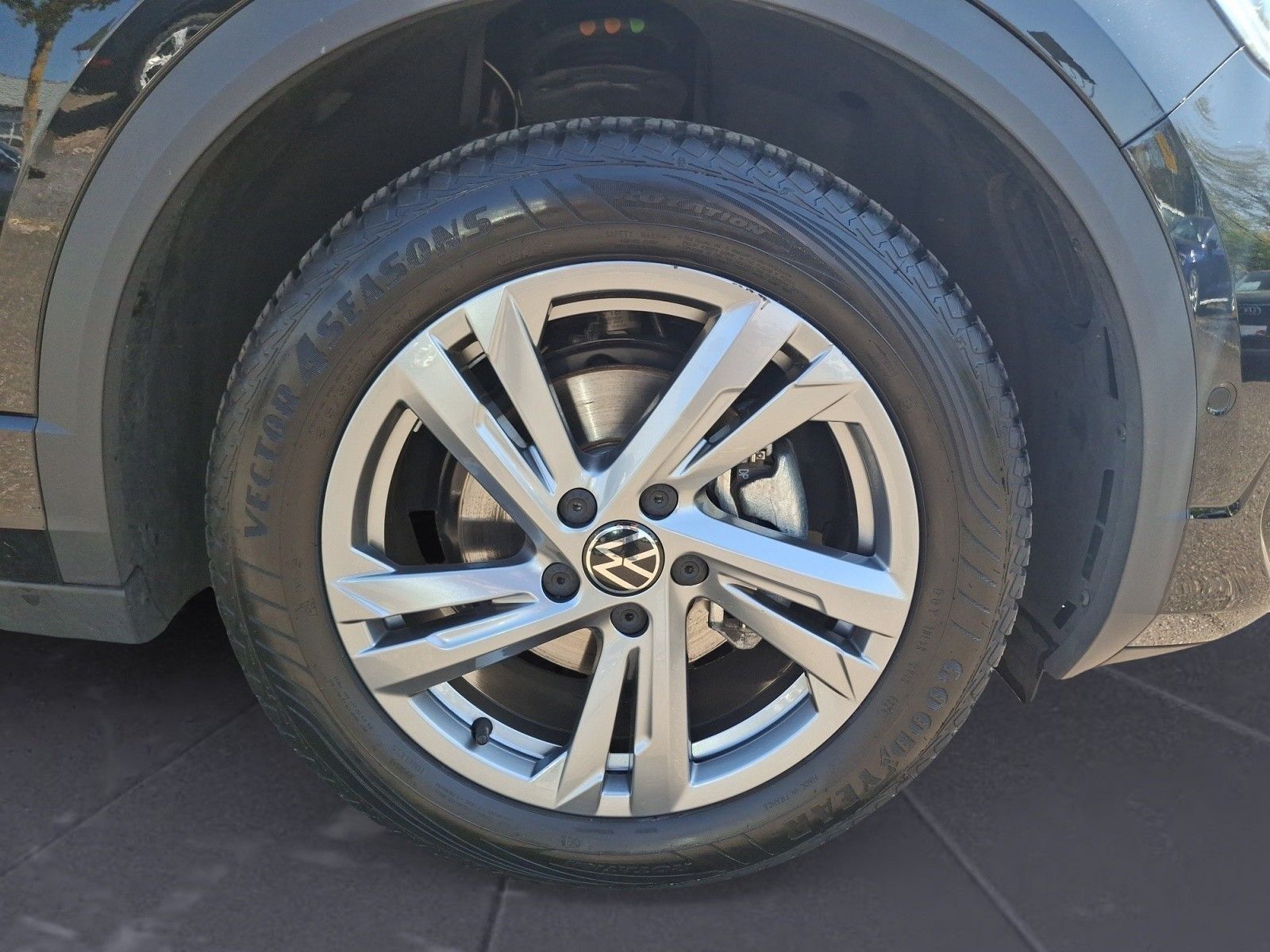 Volkswagen T-Roc - Bild 12