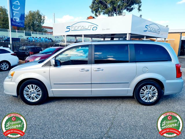 Lancia Voyager 2.8L *AUTOM*PELLE*NAVI*PERMUTE*