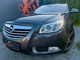 Opel Insignia#VOLLAUSSTATTUNG#SERVICE-NEU#TÜV#SHZ#NAV - Opel Insignia Gebrauchtwagen in Frankfurt