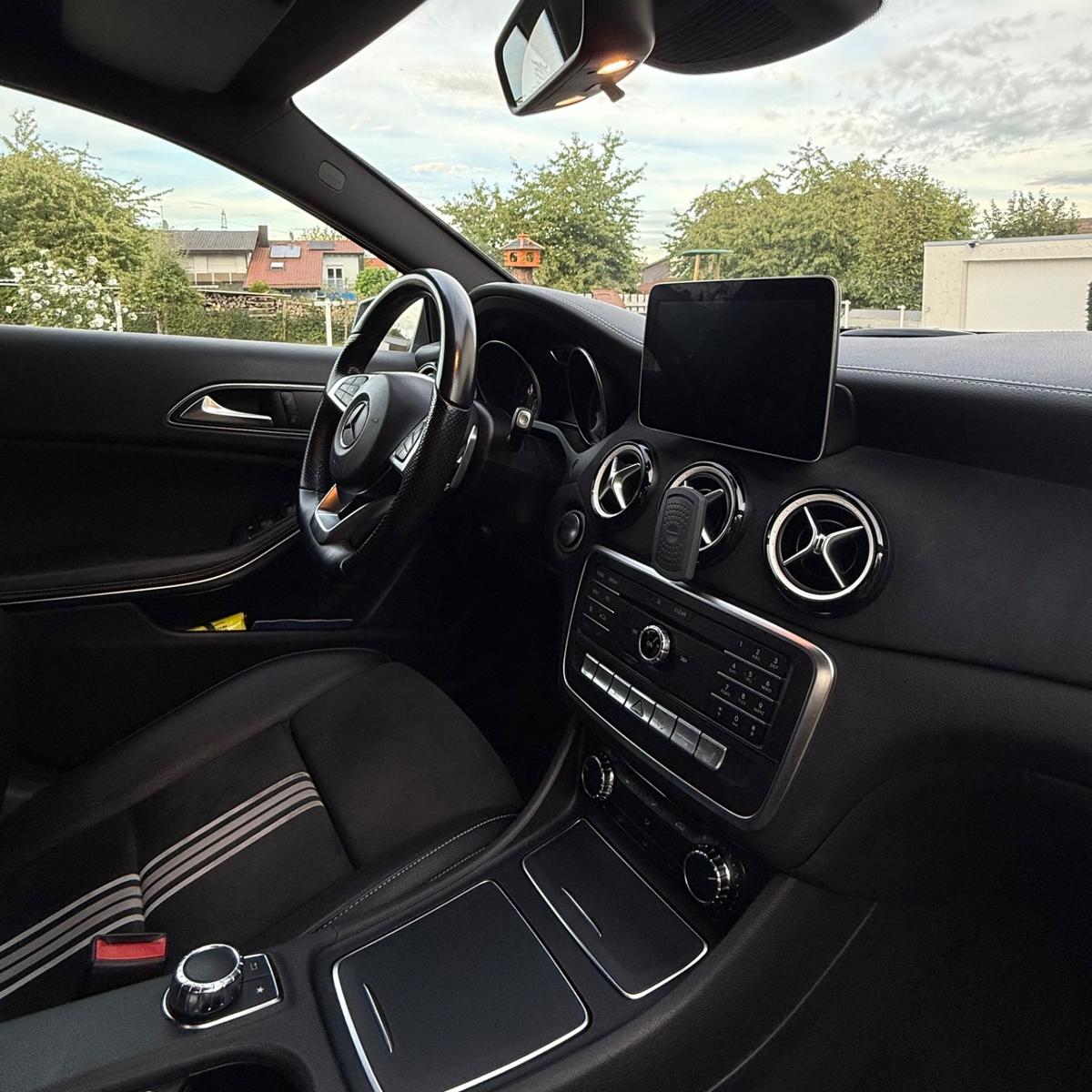 Mercedes-Benz A 250 4MATIC 