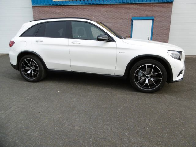 MERCEDES-BENZ GLC 43 AMG  Luft Hud Pano Burmester Memo ACC