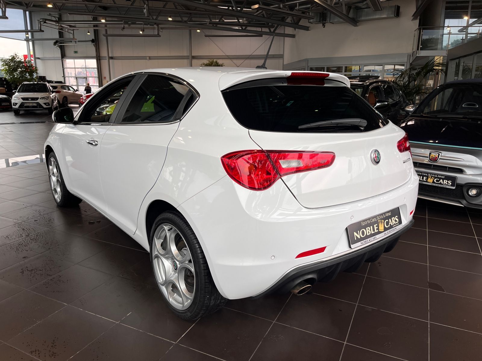 Fahrzeugabbildung Alfa Romeo Giulietta Super SHZ XENON NAVI ALU