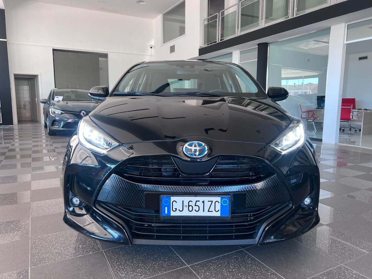Toyota Yaris 1.5 Hybrid 5 porte Trend+Comfort imagem 2