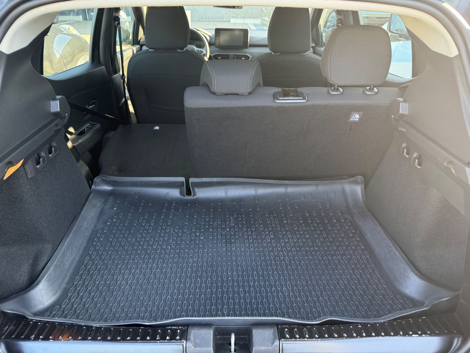 Fahrzeugabbildung Dacia Sandero III Stepway Extreme CVT, WENIG KM!