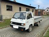 Mitsubishi L300 lkw Benzin 1,6 liter - Mitsubishi L300: Van