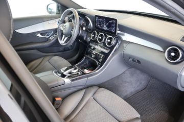 Mercedes-Benz C 300d 4M Avantgarde DISTR.+MULTIBEAM+KEY+AHK