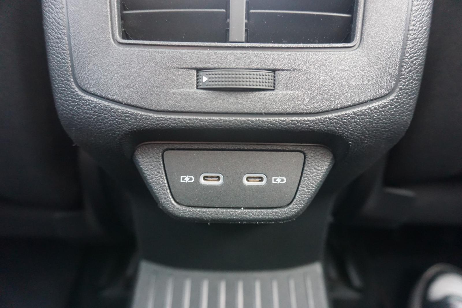 Volkswagen T-Roc 1.5 TSI Sport DSG LED Navi Panorama Kamera, миниатюра 21