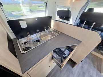 Sunlight Sub TS 67 8G Autom. Fahrradträger Hubbett