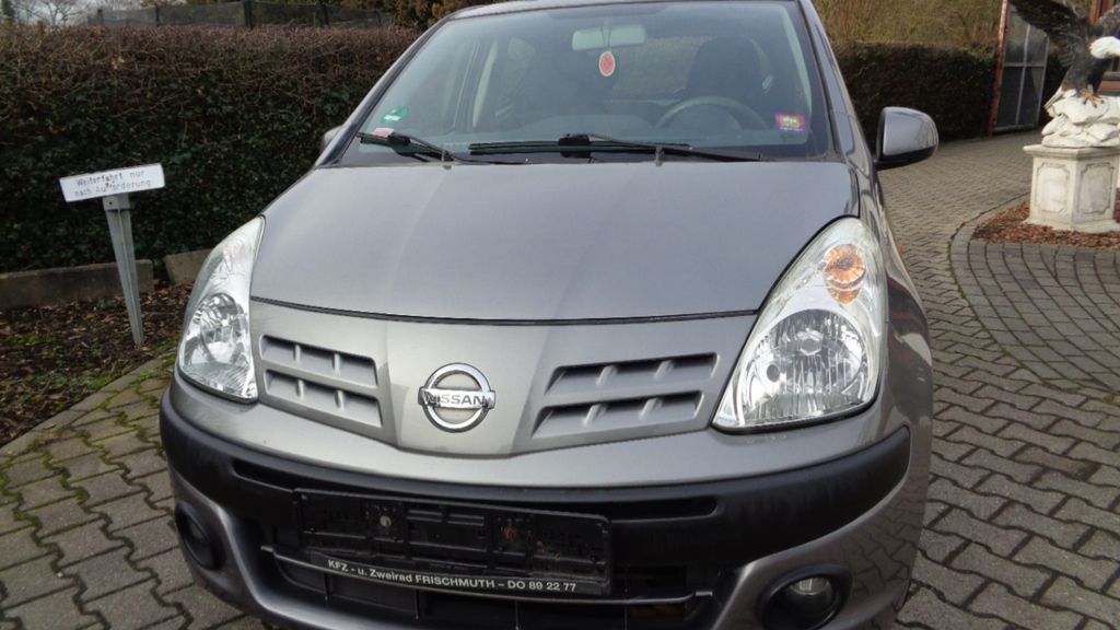 Nissan Pixo