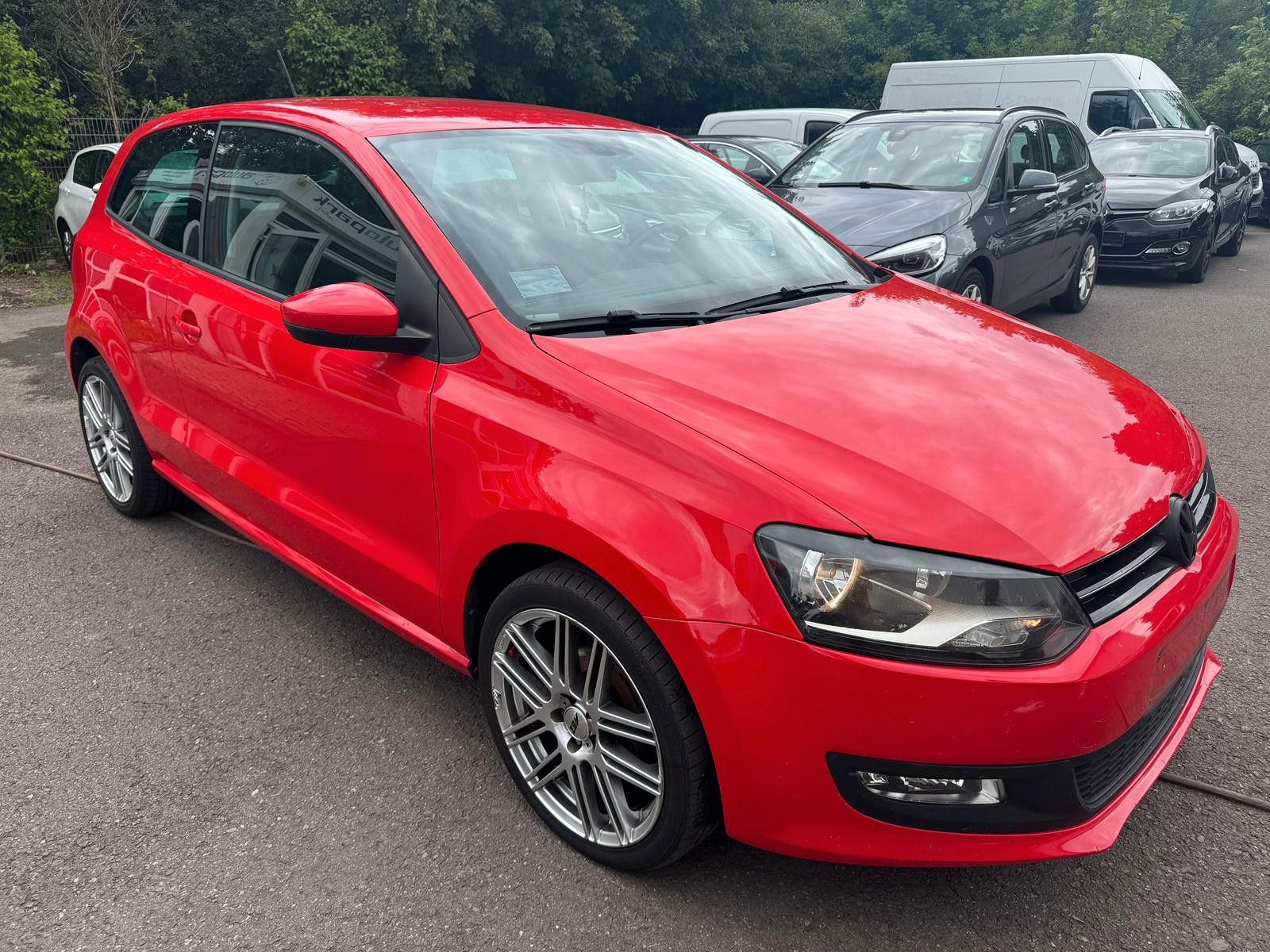 Fahrzeugabbildung Volkswagen Polo V Comfortline Klimatron ic NAVI