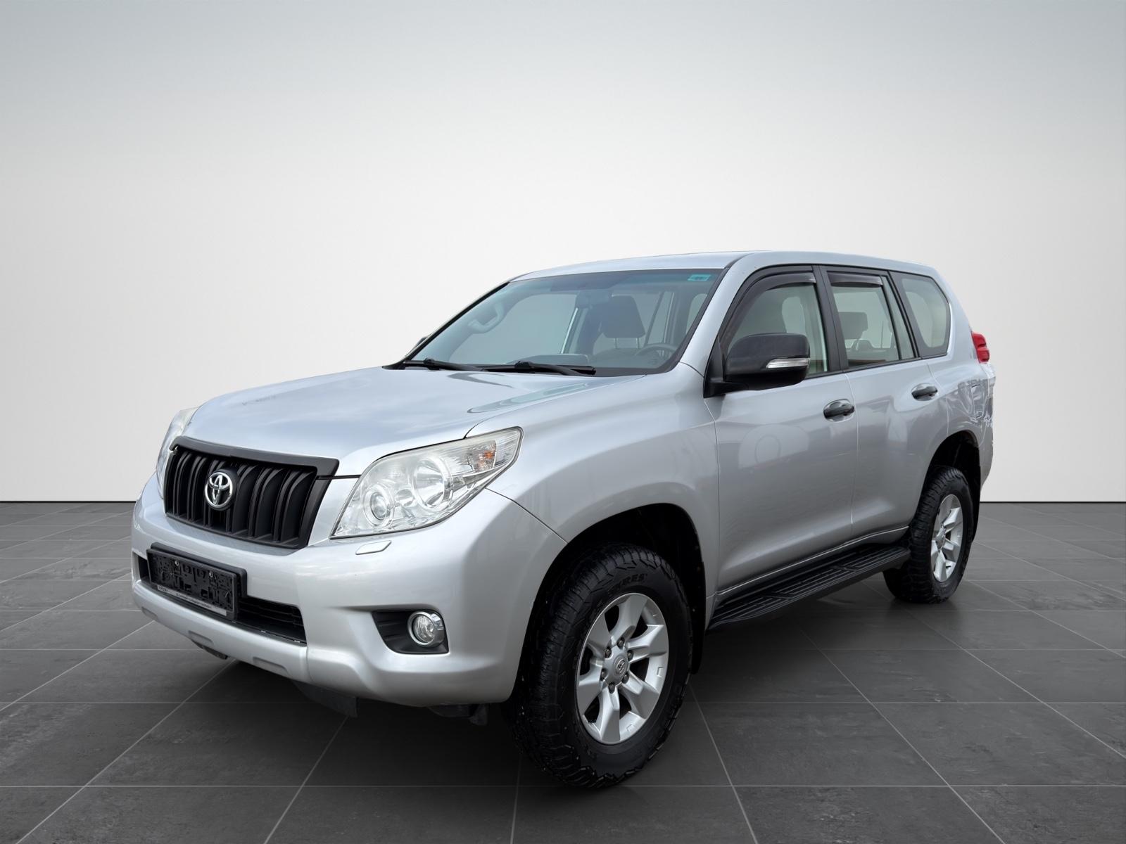 Toyota Land Cruiser 3.0 D 6-Gang Handschalter