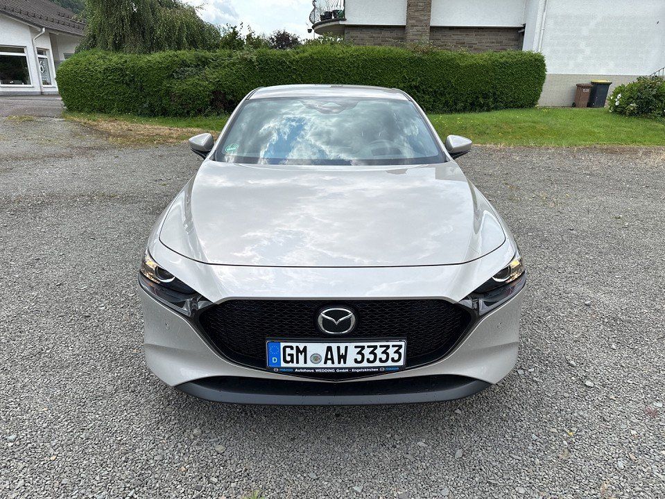 Mazda 3 2.0L e-SKYACTIV G 150ps Exclusive