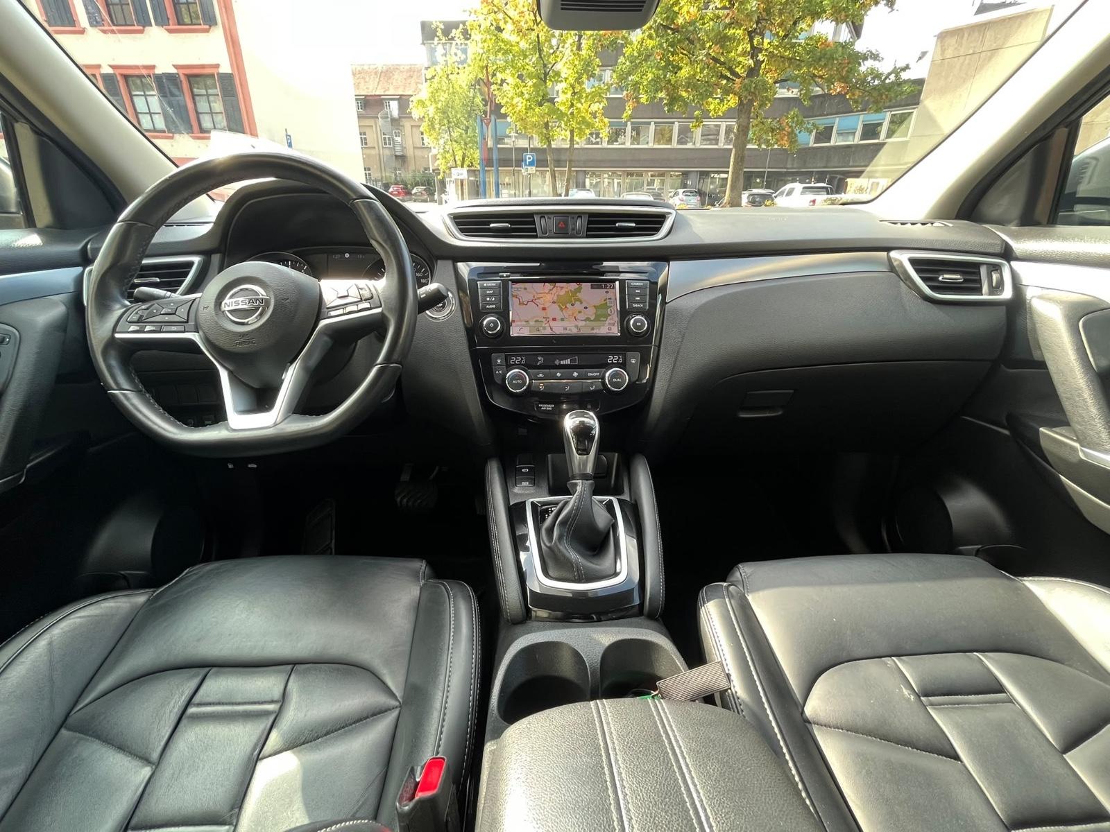 Nissan Qashqai Tekna 1,3 AUTOMATIK, LEDER