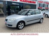 Skoda Fabia Style Edition *KLIMAAUT.*TEMPOMAT*PDC* - Skoda Fabia aus 2008