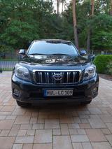 Toyota Land Cruiser 3.0 D-4D 60th Anniversary Autom... - Toyota Land Cruiser: 60th Anniversary