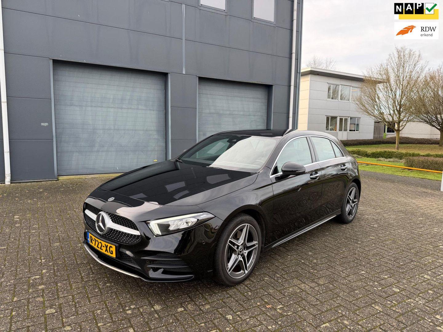 Mercedes-Benz A 250 e AMG Line 2022 automatik