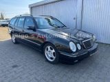 Mercedes-Benz E 280 T 4MATIC AVANTGARDE*1.Han*Voll-Leder* - Mercedes-Benz E 280 in Duisburg