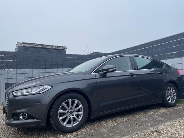 Ford Mondeo 1,5 88kW Titanium Camera/Ld/MemoSz/Xenonn