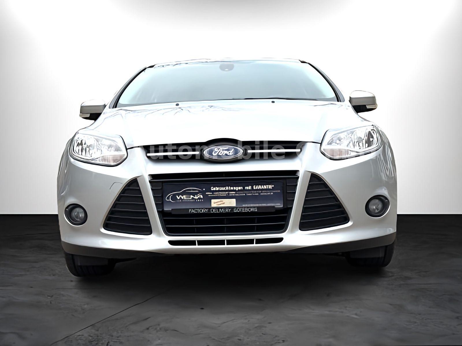 Ford Focus 2014 — photo 8