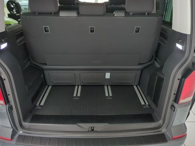 Fahrzeugabbildung Volkswagen T6.1 Multivan 2.0 TDI DSG Family STANDHZG SITZHZ