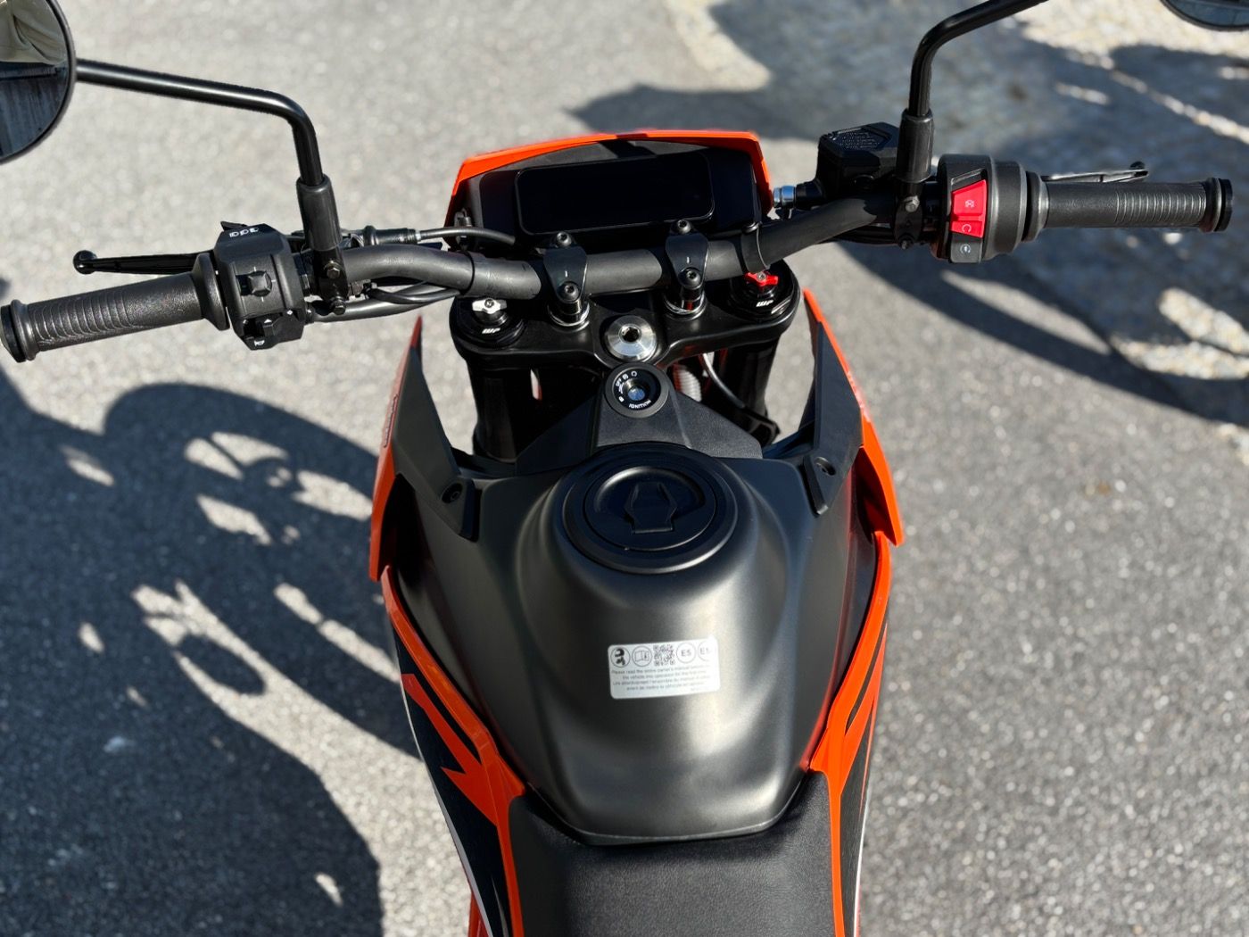 Fahrzeugabbildung KTM 125 SMC R 2025