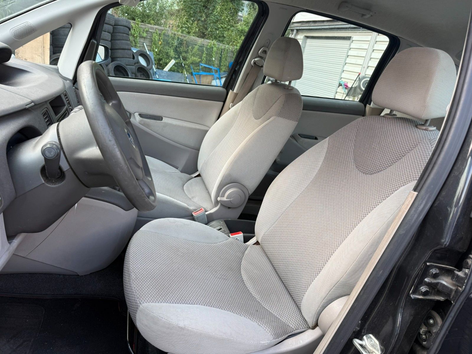 Fahrzeugabbildung Fiat Idea 1.2 16V Active