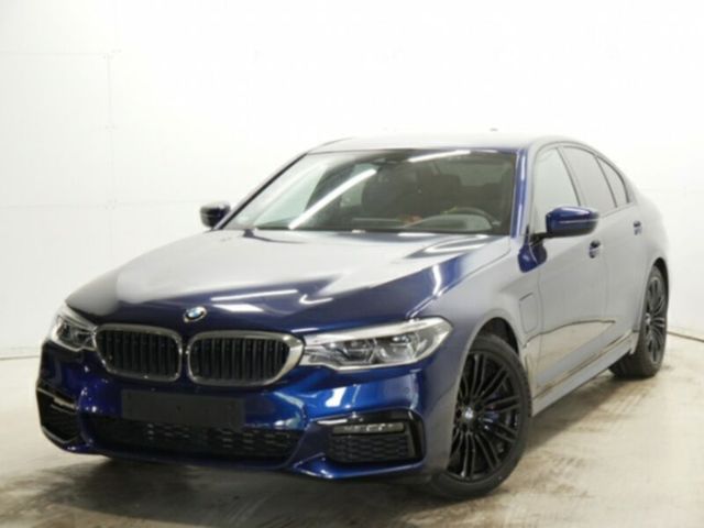 BMW 530e iPerf. M Sportpaket LiveCockpit HuD AHK LED