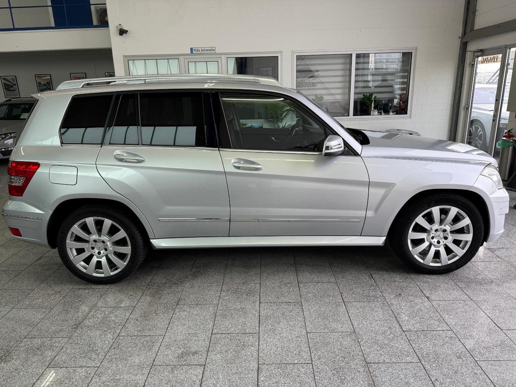 Mercedes-Benz GLK 320