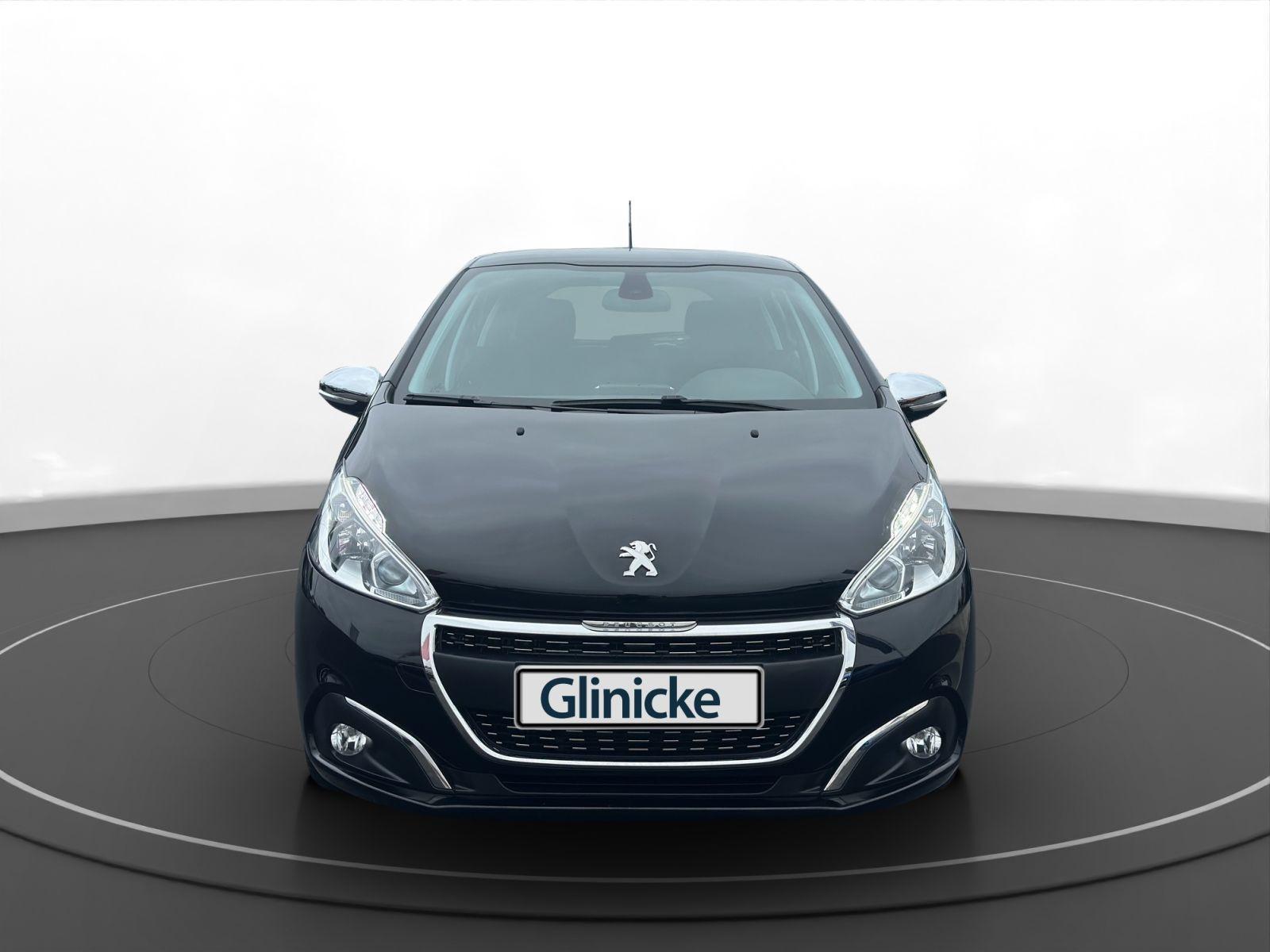 Peugeot 208 Allure 110 Automatik Navi Sitzheizung PDC Te
