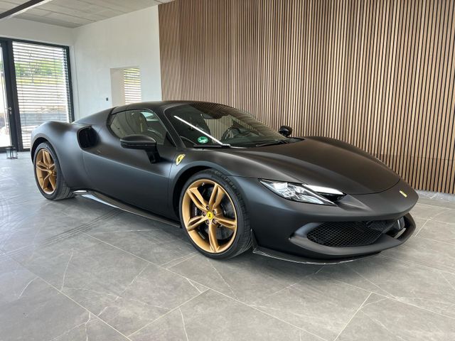 Ferrari 296 GTS CARBON IN/Exterieur*MATT*NERO*OPACO*LIFT