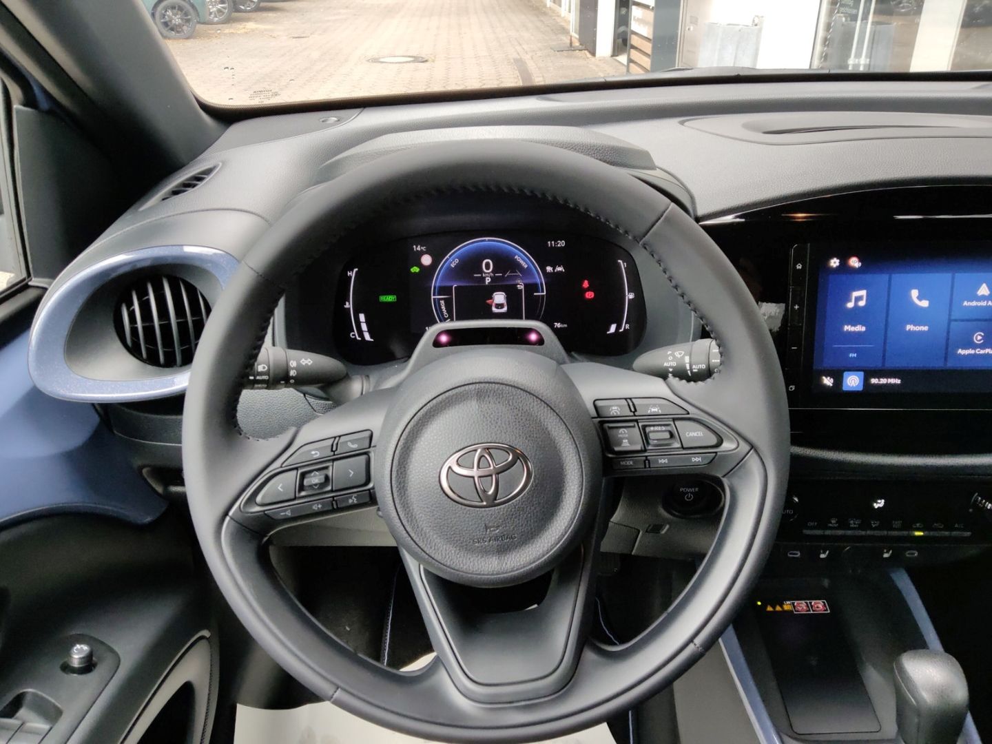 Toyota Aygo (X) - Bild 12