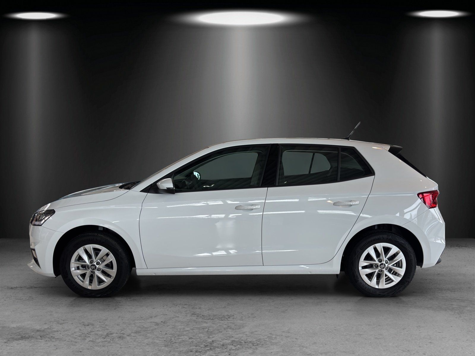 Fahrzeugabbildung SKODA Fabia Essence 1,0 TSI LED+SITZHEIZ+SPURHALTE+PDC