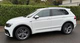 Volkswagen Tiguan R-Line Voll Standhzg Leder el.Sitz Automa - VW Tiguan Gebrauchtwagen in Bremen