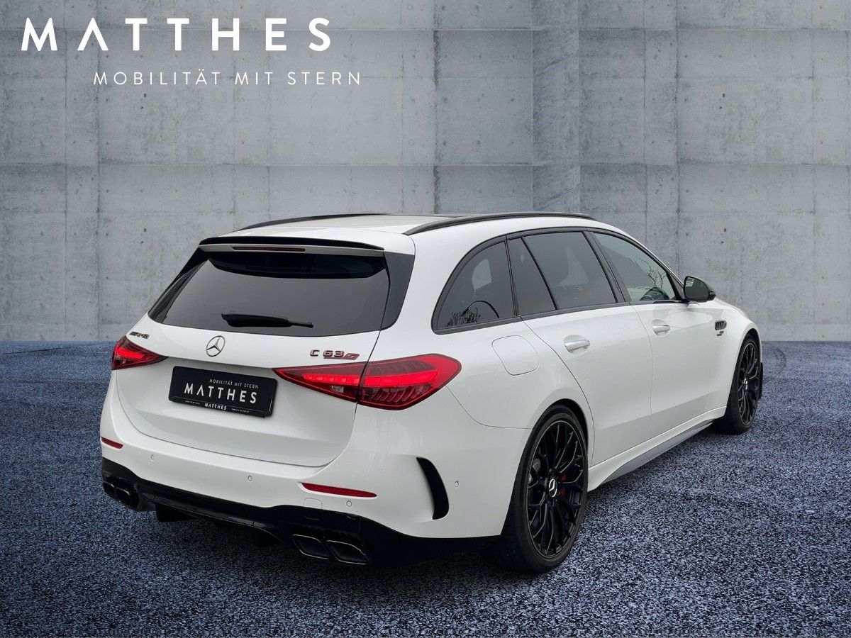 Fahrzeugabbildung Mercedes-Benz C 63 S E-Performance T-Modell AMG/Night-II/Pano