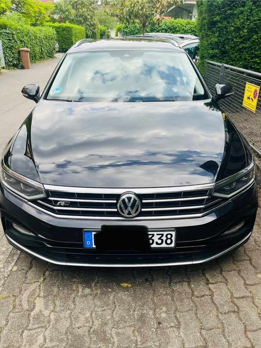 VW Passat  2.0 TDI SCR 140kW DSG 4MOT A...
