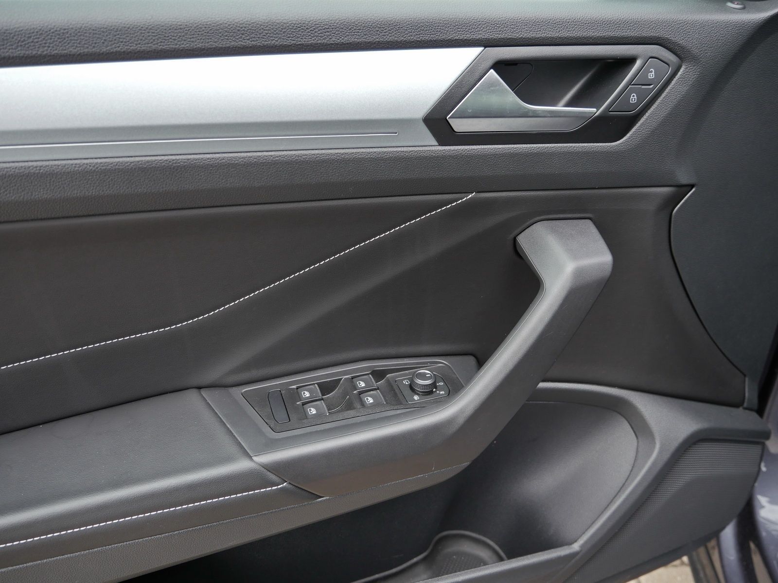 Volkswagen T-Roc - Bild 21