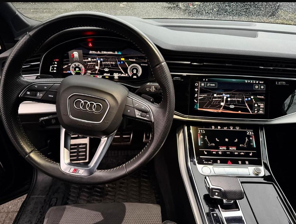 Image of Audi Q7