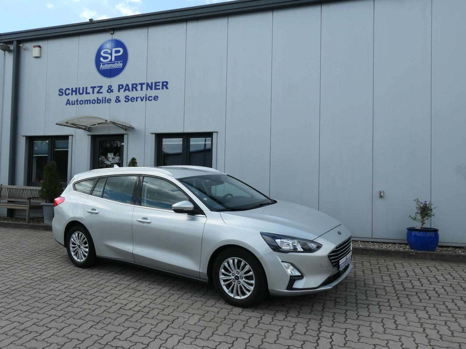 Ford Focus Turnier Titanium 1.Hd., Spur, Lenk + Sitzh