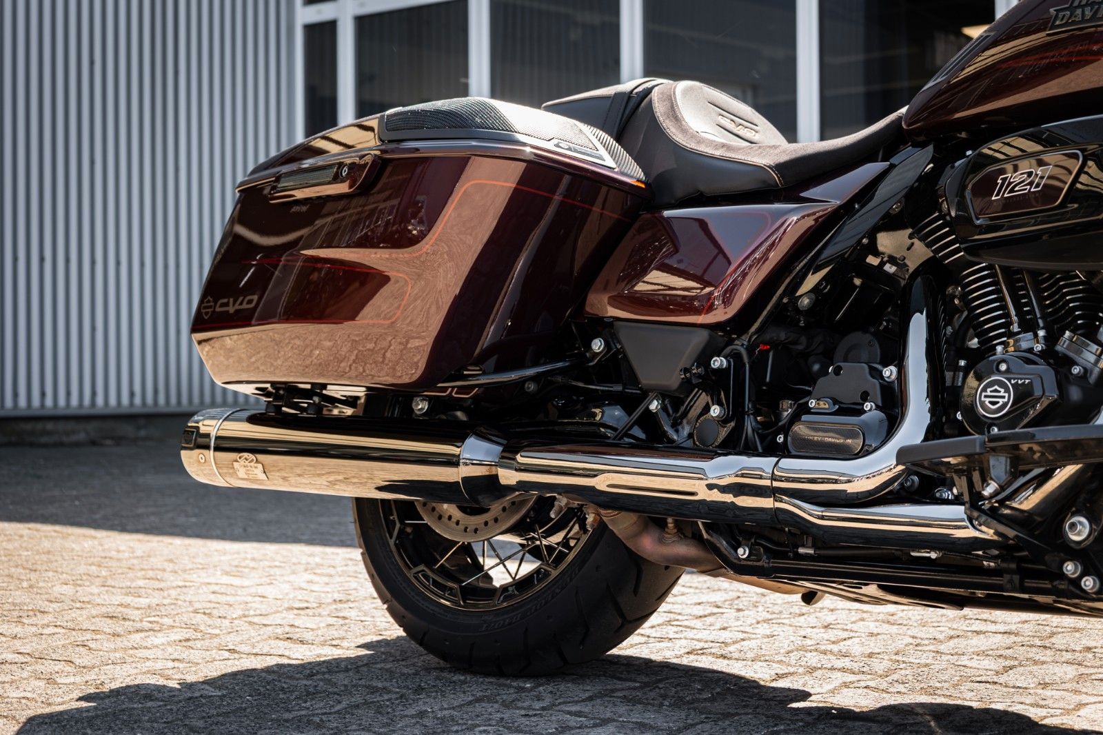 Fahrzeugabbildung Harley-Davidson CVO Street Glide FLHXSE 121 Cui - Jekill & Hyde
