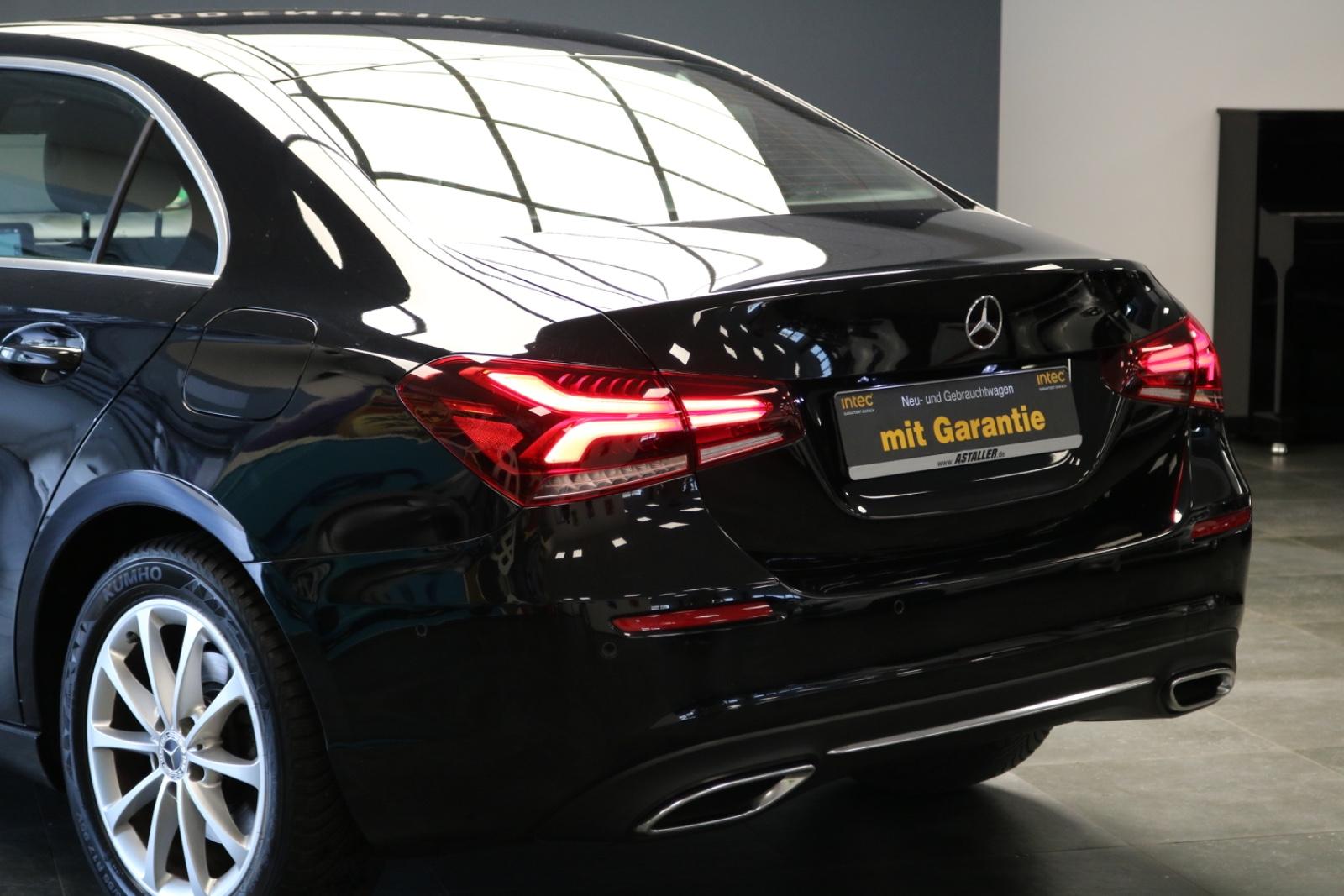 Mercedes-Benz A-Class A Limousine A 250/PDC/NAVI/LEDER, миниатюра 10