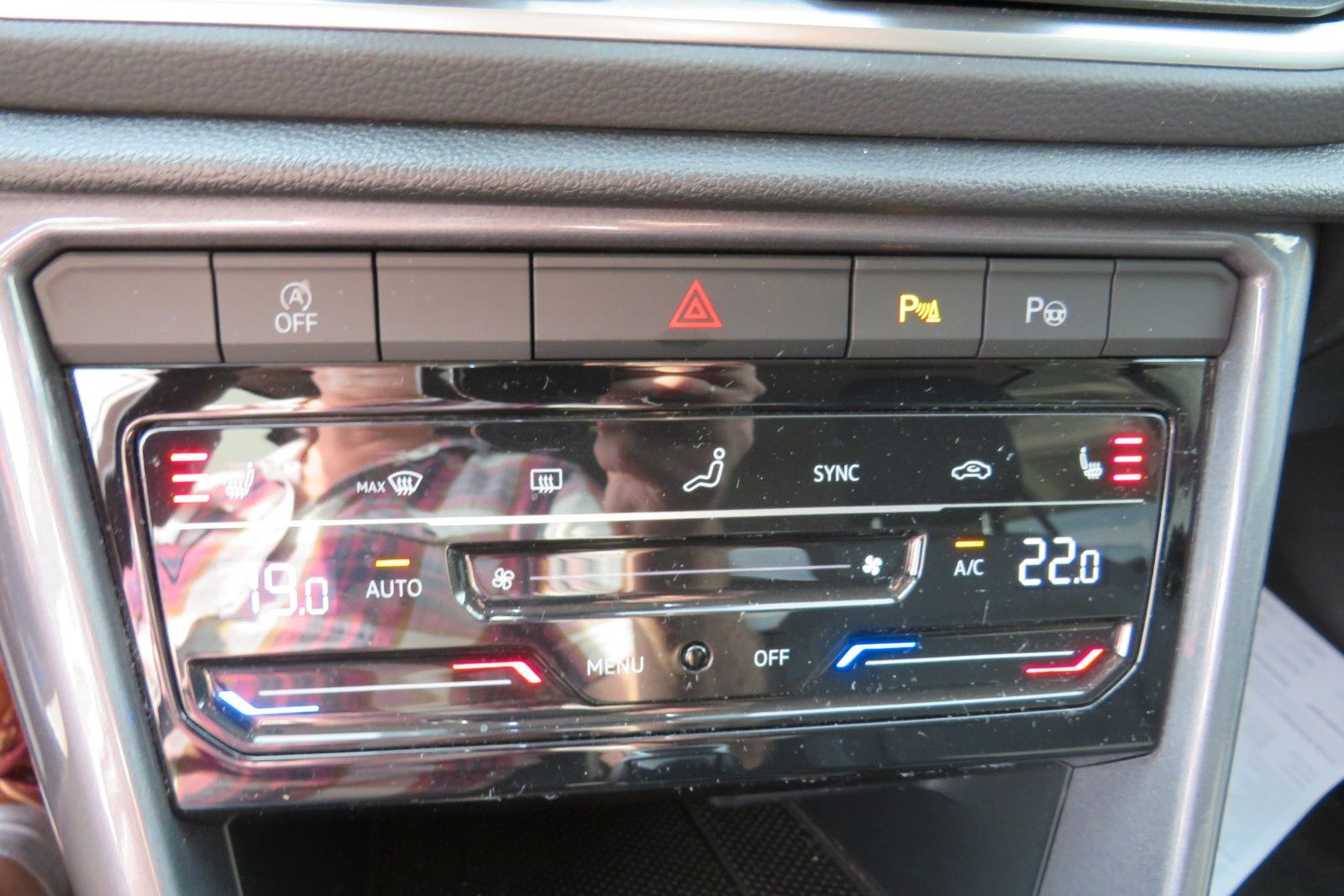 Fahrzeugabbildung Volkswagen T-Roc Style KAMERA ACC NAVI APP SITZH DIGI-COPI