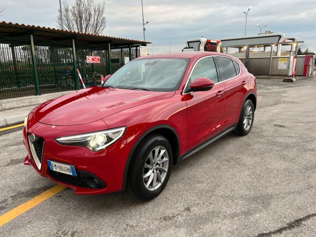 Alfa Romeo Stelvio 2.2 Turbodiesel 210 CV AT8 Q4