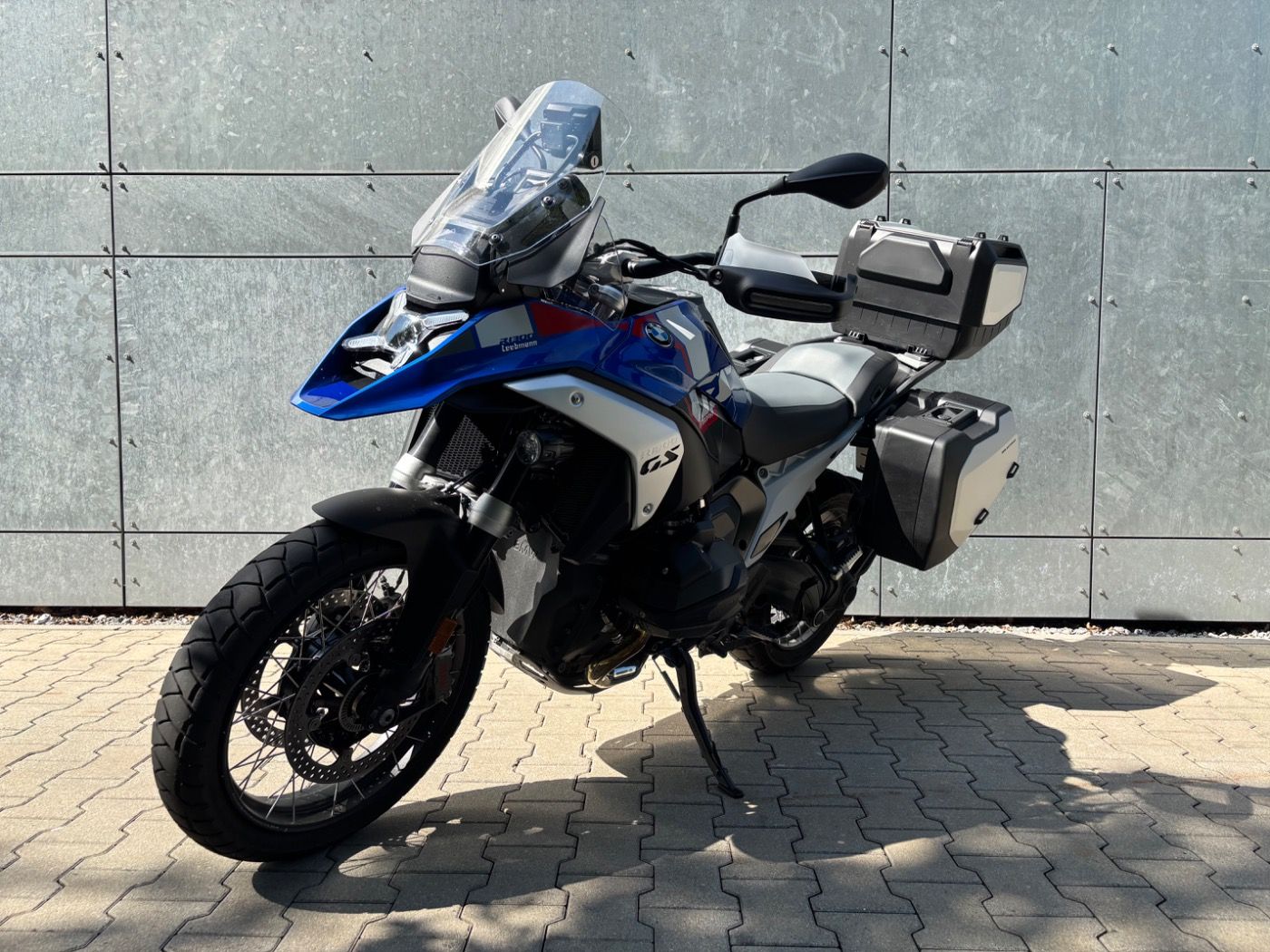 Fahrzeugabbildung BMW R 1300 GS Trophy ASA Adaptive Fahrzeughöhenregel