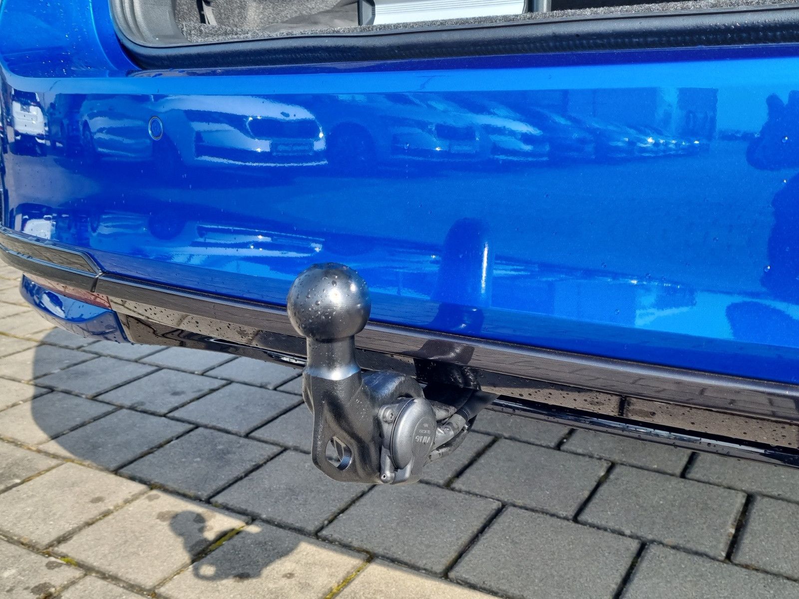 Fahrzeugabbildung SKODA Octavia Combi Sportline 2,0 TDI AHK CANTON
