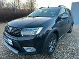 Dacia Logan*Kombi*Stepway*0,9TCe*NAV*KAM*LED*KlimaAut* - Dacia Logan: Schwarz