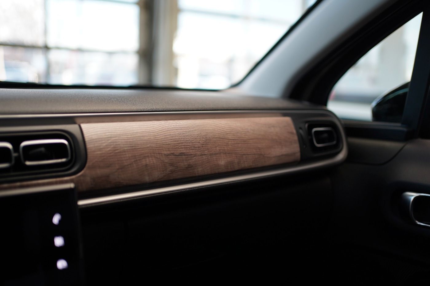 Fahrzeugabbildung Citroën C3 PureTech 83 Max Sitzheizung Navi DAB Klima