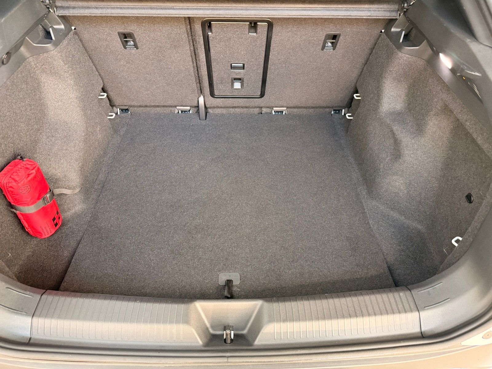 Fahrzeugabbildung Volkswagen ID.5 Pro 210kW UPE.67.116.- AHK + MATRIX