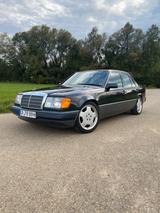 Mercedes-Benz Mercedes Benz w124 e Klasse 230 Automatik ... - Mercedes-Benz W124 aus dem Jahr 1989
